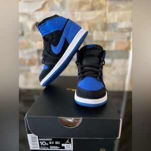 Jordan 1 Retro High OG, Black/Royal Blue/White, 10C
